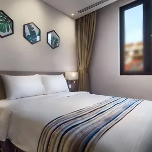 Ropewalk Piazza Hotel